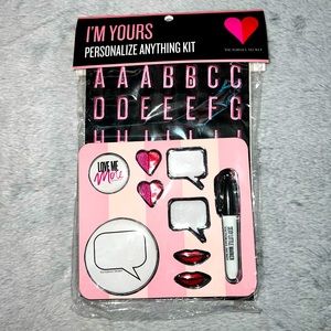 VS: IRON ON “I’M YOURS” PERSONALIZE ANYTHING” PATCH KIT